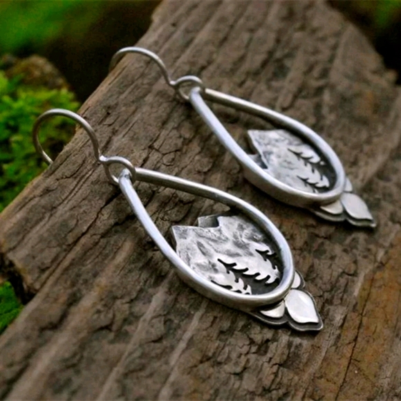 Mountain earrings - Picture 3 of 5